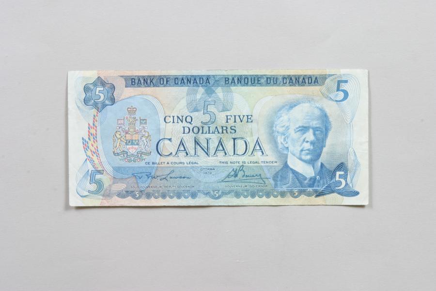 캐나다 5 DOLLAR